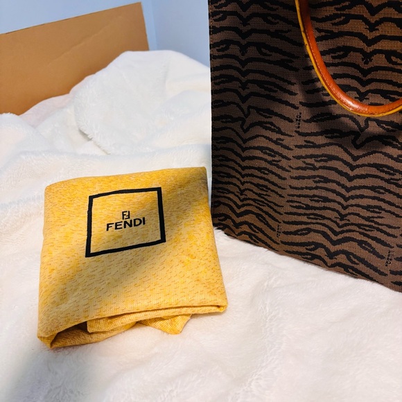 FENDI Tote Bag FF Hardware Zebra Leopard Animal Pattern Brown - Picture 3 of 8